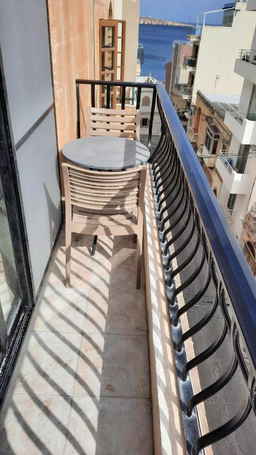 Spacious Side-Sea View Apartment At St Paul'S Bay St. Paul's Bay Exterior photo